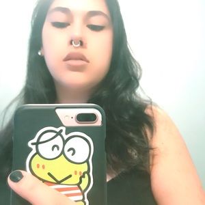 Meet your Posher, Sanita